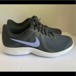 Nike Revolution 4 Women’s Running Shoes Size 11
